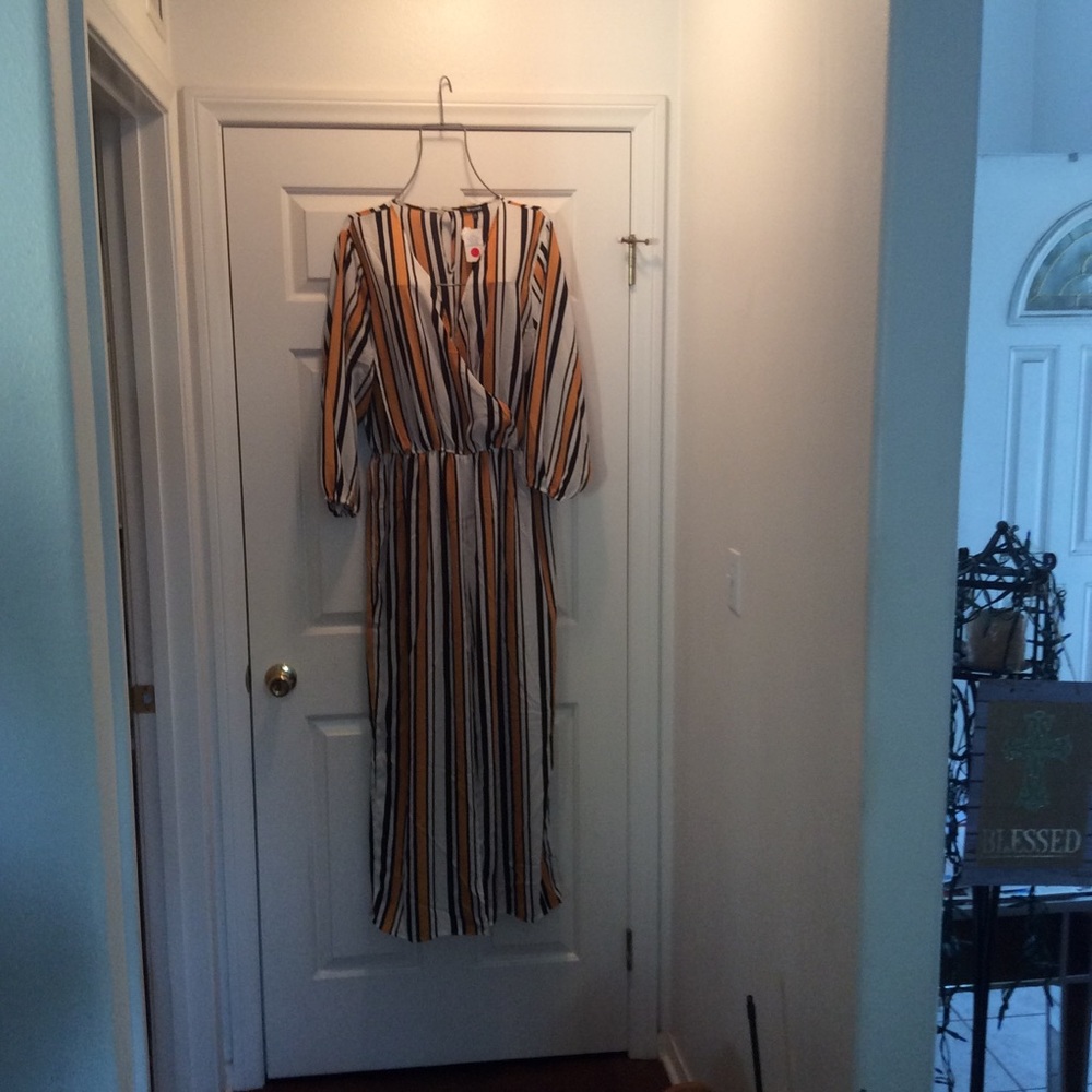 🎆HURRY🎆Cute! Candy Stripe Jumpsuit Cross-Top - Picture 3 of 6